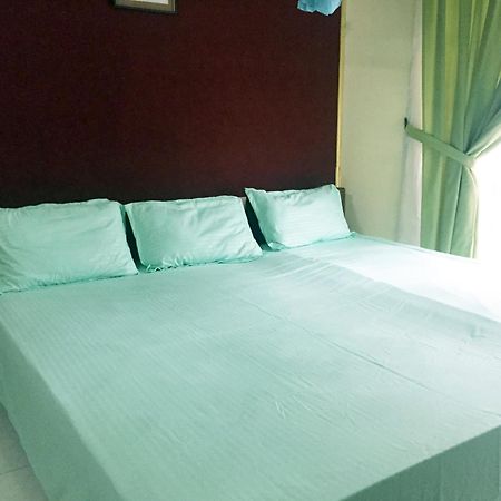 Mccarthy Guesthouse Kandy Bagian luar foto