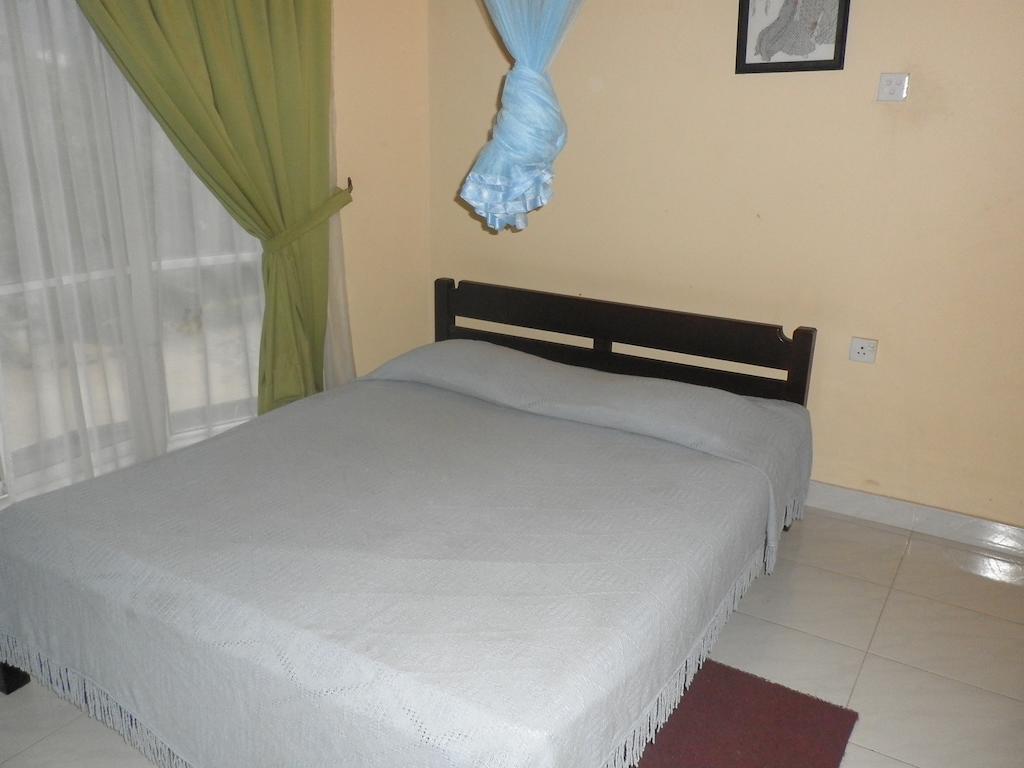 Mccarthy Guesthouse Kandy Ruang foto
